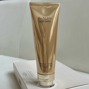 Estee Lauder Re-Nutriv Rich Foam Cleanser
